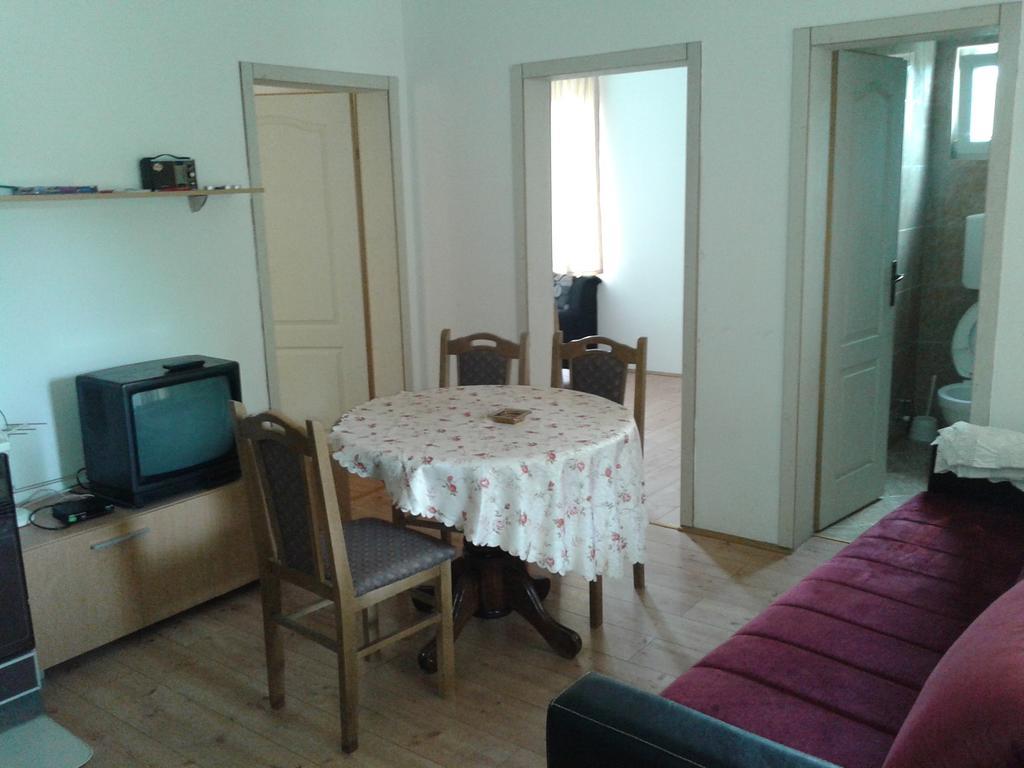Apartment Pavlovic Soko Banja Ngoại thất bức ảnh