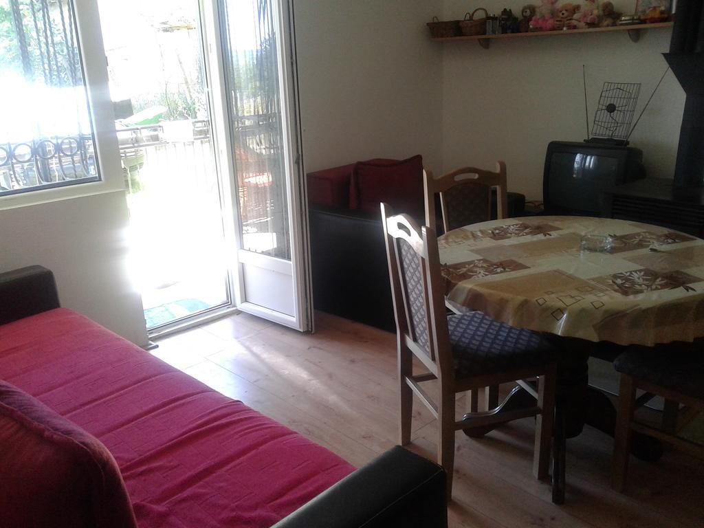 Apartment Pavlovic Soko Banja Ngoại thất bức ảnh